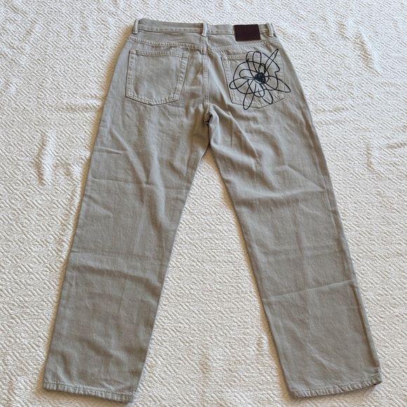 NWOT Zara Men's Beige Jeans with Black Abstract Design Sz 31 - Picture 2 of 8